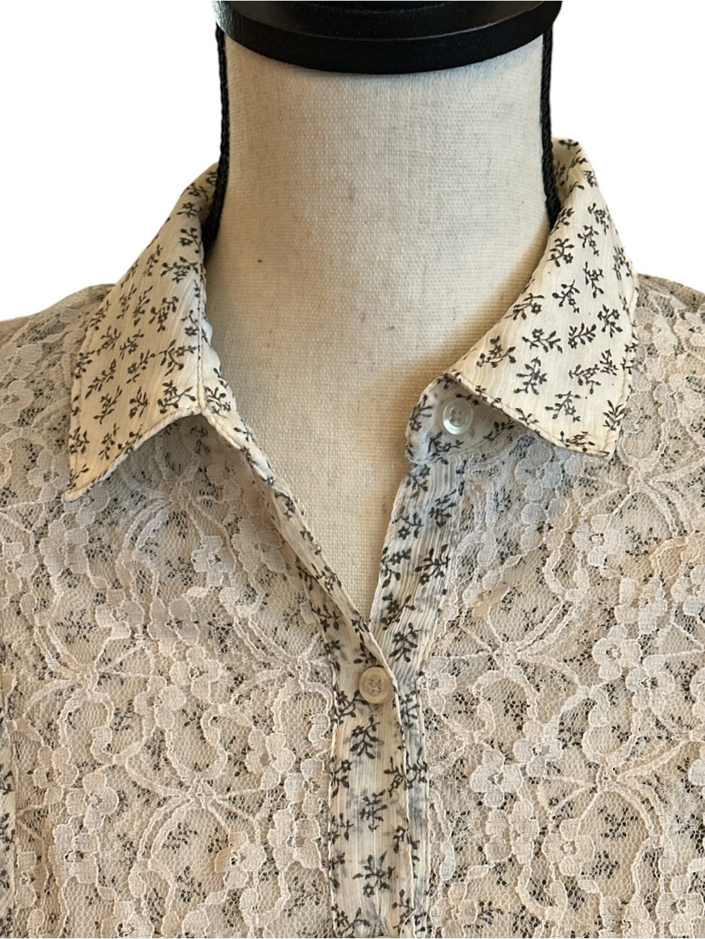 Free People All That Glitters Lace Button Down Blouse Top XS Coquette Boho Chic - Picture 4 of 10